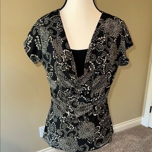 Daniel Laurent Black White Blouse with cowl neck and side ruching Women's Sz S